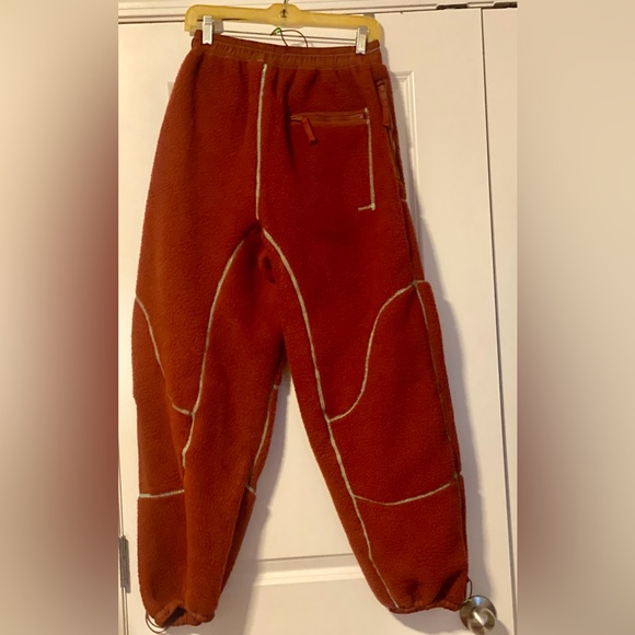 FP Free People Movement Hit The Slopes Burgundy Pants - Picture 5 of 10